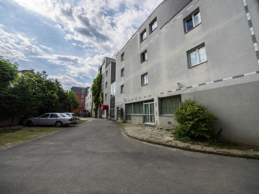 Milton Hotel Neuilly-Plaisance Dış mekan fotoğraf